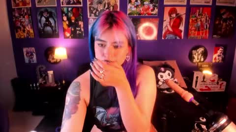 Snapshot of anny_cross chatting on 02.18.25 Paty online show from 02.18.25