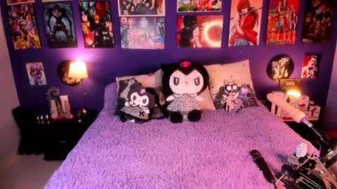 Snapshot of anny_cross chatting on 03.04.25 Paty online show from 03.04.25