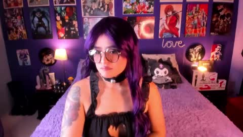 Snapshot of anny_cross chatting on 09.23.25 Paty online show from 09.23.25