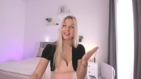 Anny online show from 03.08.26
