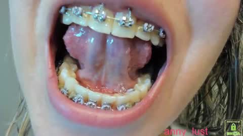 Snapshot of anny_lust chatting on 01.17.26 Issabela online show from 01.17.26