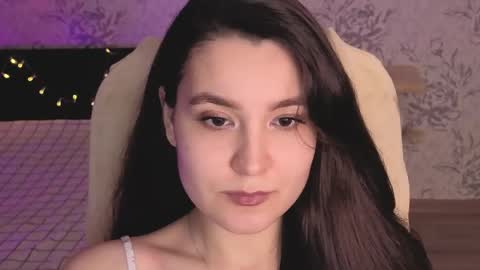 Annie online show from 04.16.26