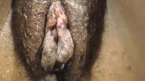 Anny online show from 11.25.25