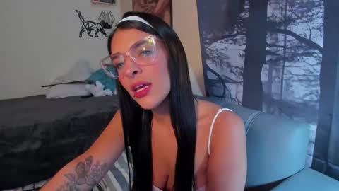 Annyluna online show from 04.24.26