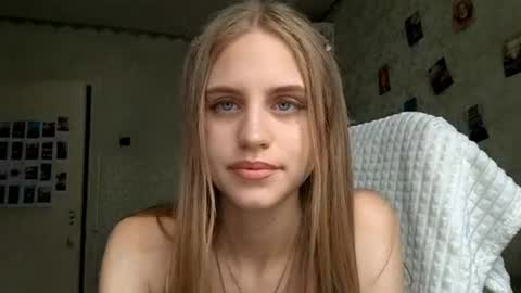 AnnySunshinee online show from 06.29.26
