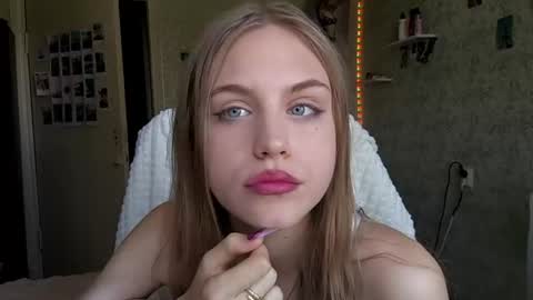 AnnySunshinee online show from 07.19.26