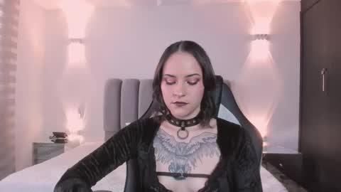 AnnyT online show from 01.07.26