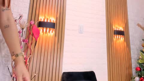 Snapshot of annyy_ricee28 chatting on 01.03.25 Annyy Ricee28 online show from 01.03.25