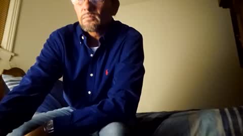 Snapshot of anonychris chatting on 10.30.25 AnonaChris online show from 10.30.25