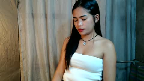 Snapshot of antheia_567 chatting on 06.28.26 Im Dahlia online show from 06.28.26
