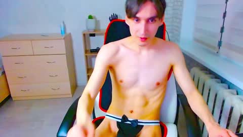 Snapshot of anthony_broown chatting on 02.16.25 anthony_broown online show from 02.16.25