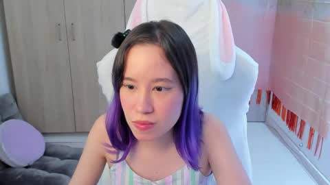 Snapshot of anto_sweet18 chatting on 05.01.26 My birthday is on december 2nd surprise me with a gift from my amazonlist online show from 05.01.26