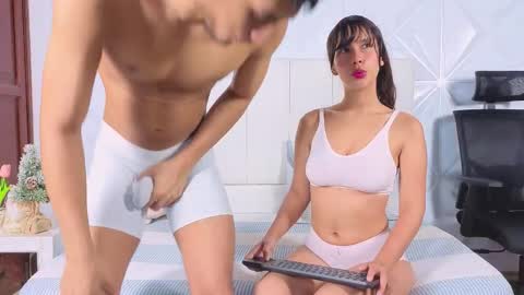 Snapshot of antonella_and_axel chatting on 02.22.26 Antonella 20 Axel 23 online show from 02.22.26