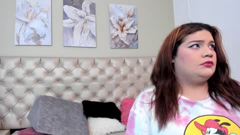 Snapshot of antonella_hotkiss chatting on 01.04.25 Antonella online show from 01.04.25
