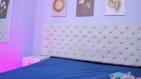 Snapshot of antonella_hotkiss chatting on 01.18.25 Antonella online show from 01.18.25