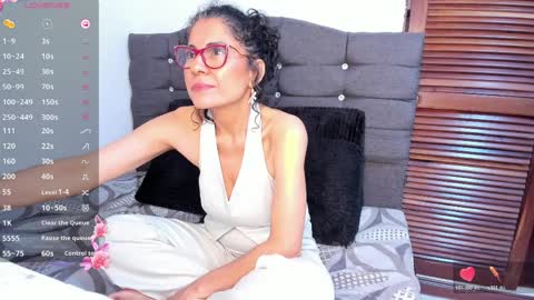 Snapshot of antonella_rizzo01 chatting on 04.11.26 antonella_rizzo01 online show from 04.11.26