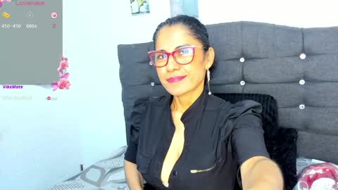 Snapshot of antonella_rizzo01 chatting on 05.20.26 antonella_rizzo01 online show from 05.20.26