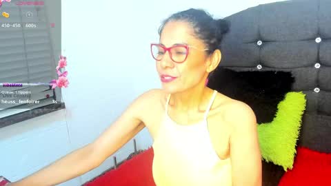 Snapshot of antonella_rizzo01 chatting on 06.03.26 antonella_rizzo01 online show from 06.03.26