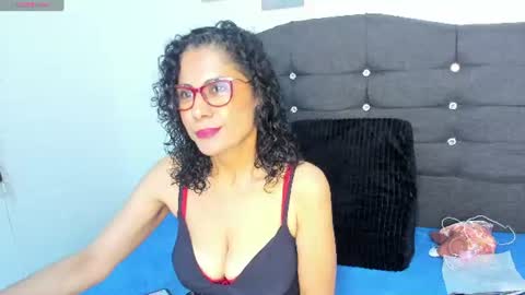 Snapshot of antonella_rizzo01 chatting on 06.14.26 antonella_rizzo01 online show from 06.14.26