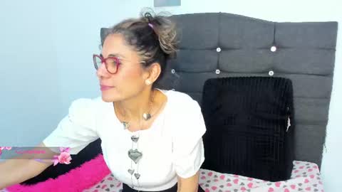 Snapshot of antonella_rizzo01 chatting on 06.22.26 antonella_rizzo01 online show from 06.22.26