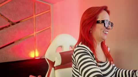 Snapshot of antonella_santorini chatting on 05.19.26 online show from 05.19.26