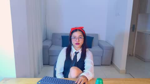 Antonella online show from 06.05.26