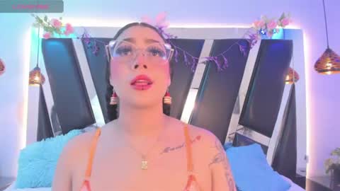 A N T O N E L L E  online show from 06.28.26