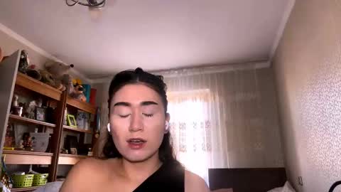 Serafima online show from 11.22.25