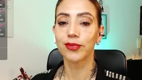 Snapshot of antoniavillamizar chatting on 10.14.25 Anto online show from 10.14.25