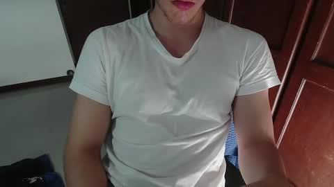 Snapshot of antonio_ricci chatting on 09.09.25 antonio_ricci online show from 09.09.25