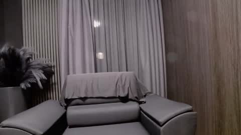 HI My name is Antonio online show from 04.12.26