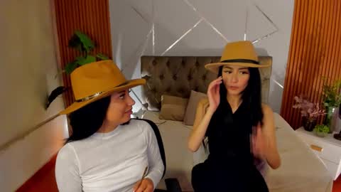 Antonella online show from 10.22.25