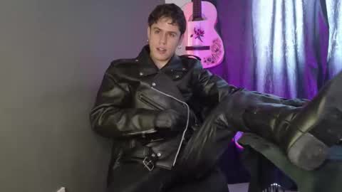 Snapshot of antonnello_ chatting on 04.24.26 antonnello_ online show from 04.24.26
