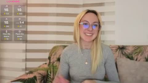 Antonia online show from 06.10.26