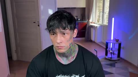 Tom online show from 03.25.26