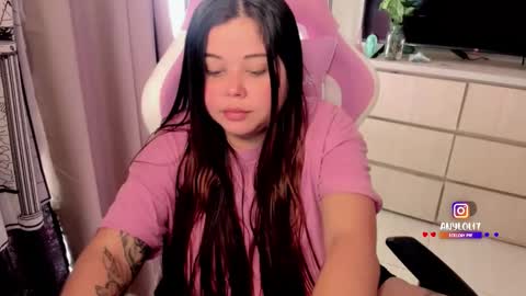   Independent model  online show from 11.25.25