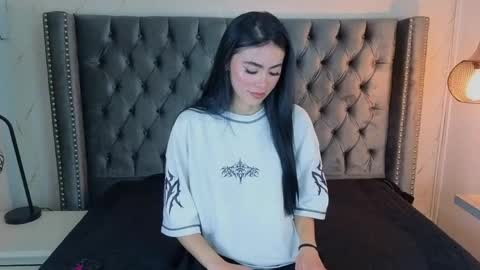 Snapshot of anya_belth chatting on 04.20.26 anya_belth online show from 04.20.26
