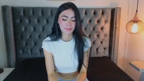 Snapshot of anya_belth chatting on 04.21.26 anya_belth online show from 04.21.26