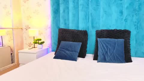 AnyaHappiness online show from 03.18.26