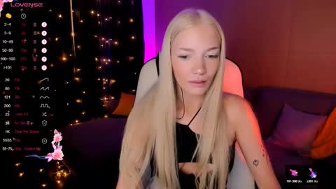 Anya online show from 12.04.25