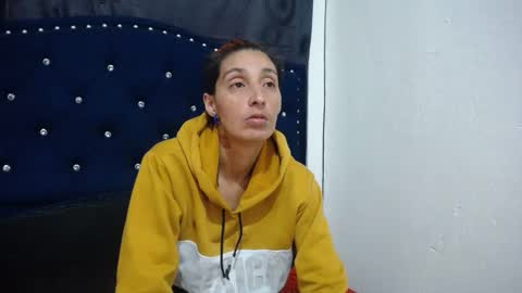 Snapshot of anyu_1306 chatting on 12.24.24 anyu online show from 12.24.24