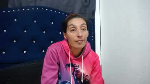 Snapshot of anyu_1306 chatting on 01.18.25 anyu online show from 01.18.25