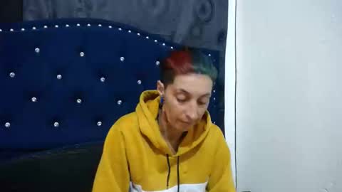 Snapshot of anyu_1306 chatting on 02.17.25 anyu online show from 02.17.25