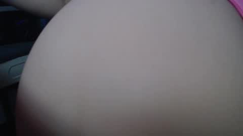 Snapshot of aori__ chatting on 11.20.25 Aori online show from 11.20.25