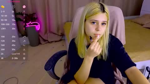 ApheliaStar online show from 02.03.26