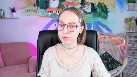 Snapshot of aphexqueen chatting on 12.24.24 APHEX QUEEN online show from 12.24.24