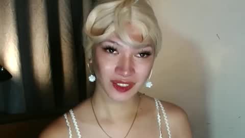 Snapshot of aphr0dite_x chatting on 02.05.26 Roman Goddess online show from 02.05.26