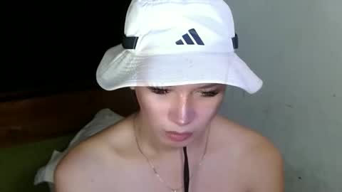 Snapshot of aphr0dite_x chatting on 02.10.26 Roman Goddess online show from 02.10.26