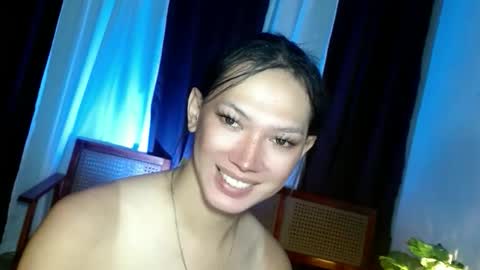 Snapshot of aphr0dite_x chatting on 03.16.26 Roman Goddess online show from 03.16.26