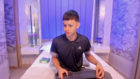   online show from 05.06.26